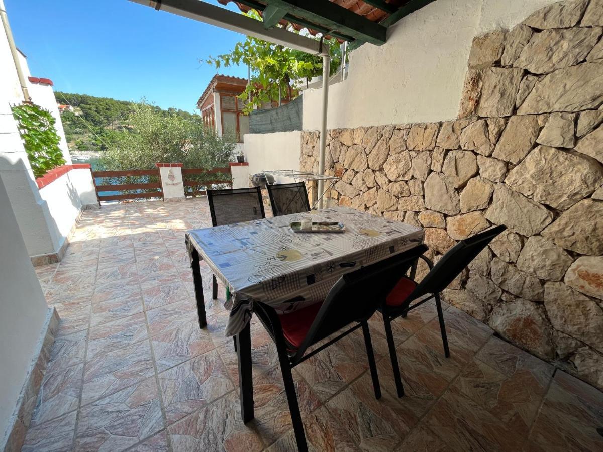 Apartments Peronja Jelsa Seafront Екстер'єр фото