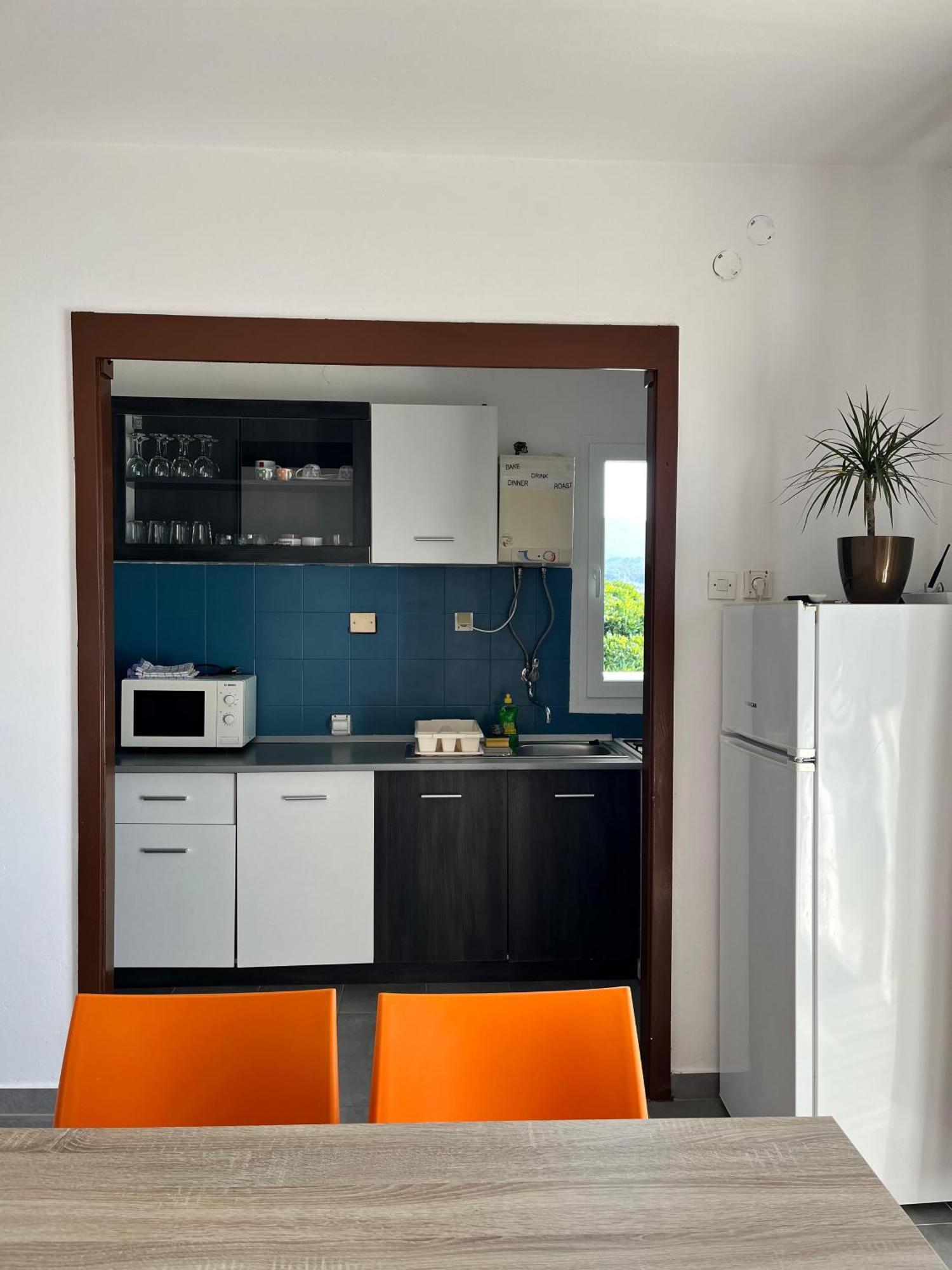 Apartments Peronja Jelsa Seafront Екстер'єр фото
